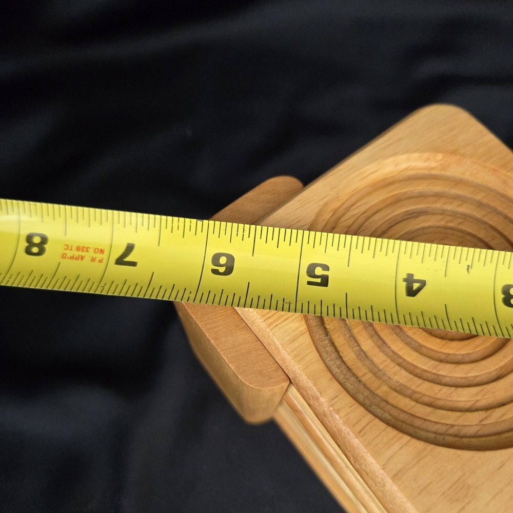 Dolphin Genuine Beechwood Wooden Holder and 8 Coasters Condensation Catch Rings - Picture 9 of 11